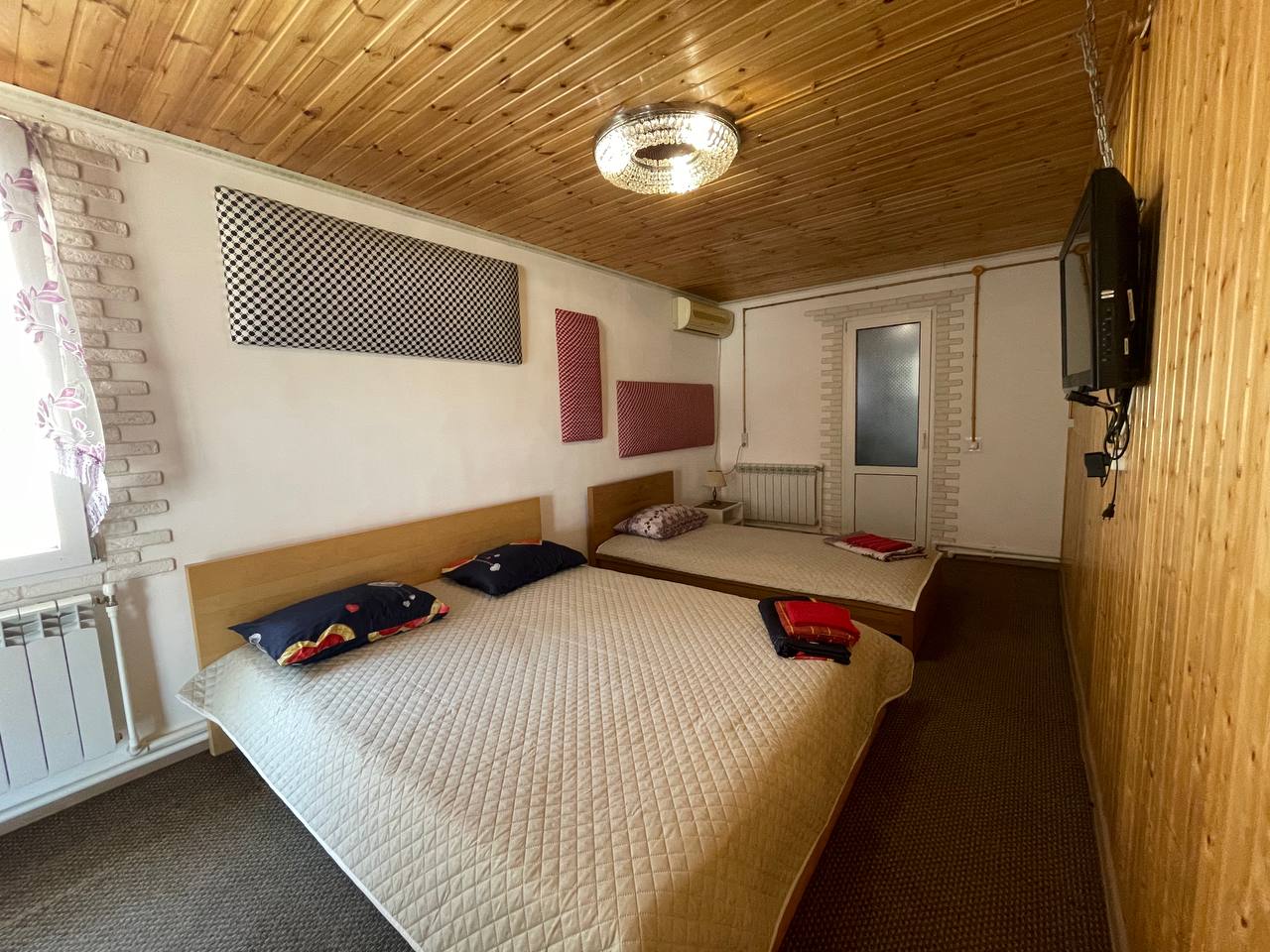 Image Listing